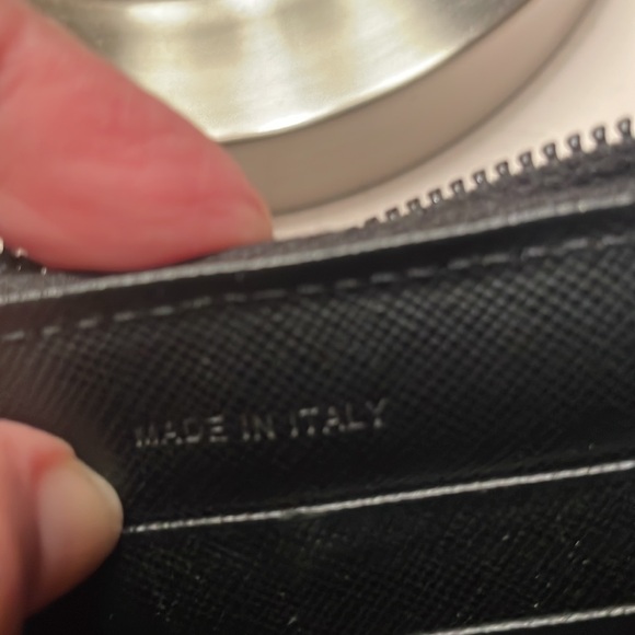Prada Wallet - Picture 7 of 13